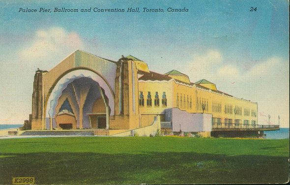 Vintage Postcard of the Palace Pier dance hall in Toronto Canada. 