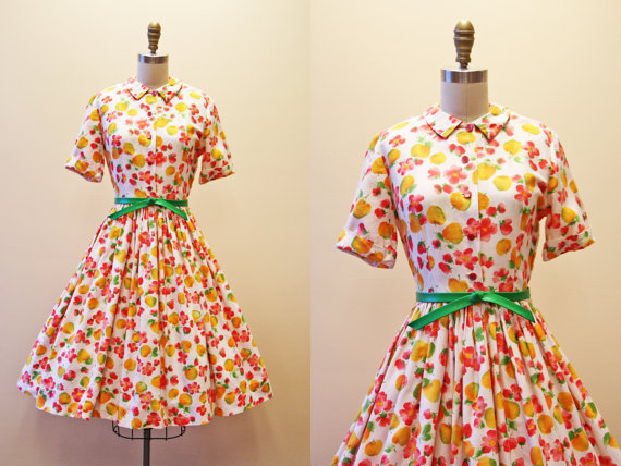 1950s Fashion/ 1950s Vintage Dress: 1950s shirtwaist dress -The Apples and flowers on this 1950s dress so cute!