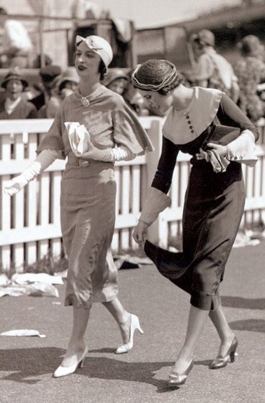 Ascot Racecourse, June 1932, Margaret Whigham, later Duchess of Argyll, and friend