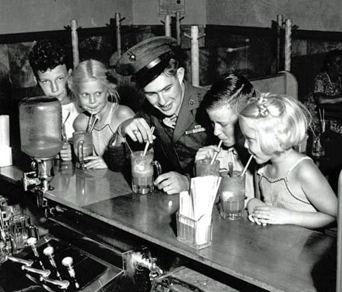 1940s vintage soda shop image