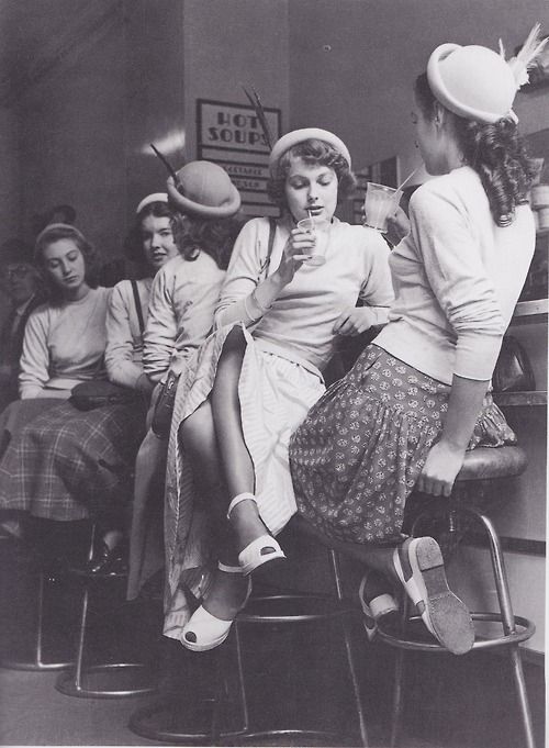 Late 1940s / Early 1950s teenagers at the soda shop