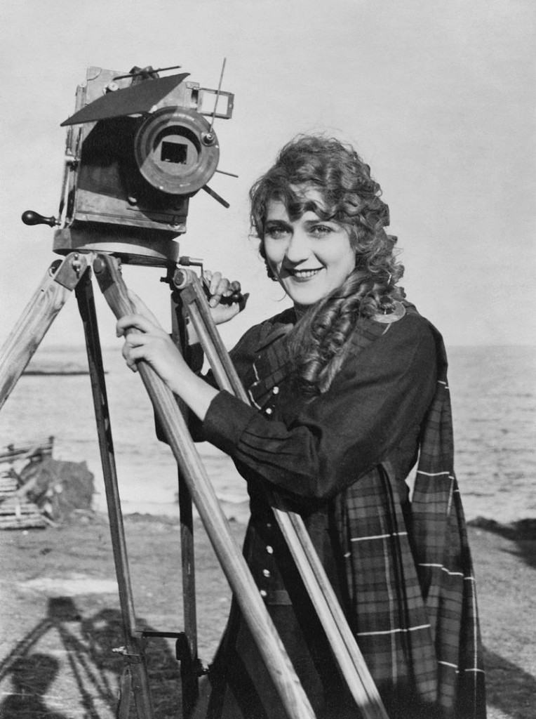 Vintage Photo of Mary Pickford in 1916