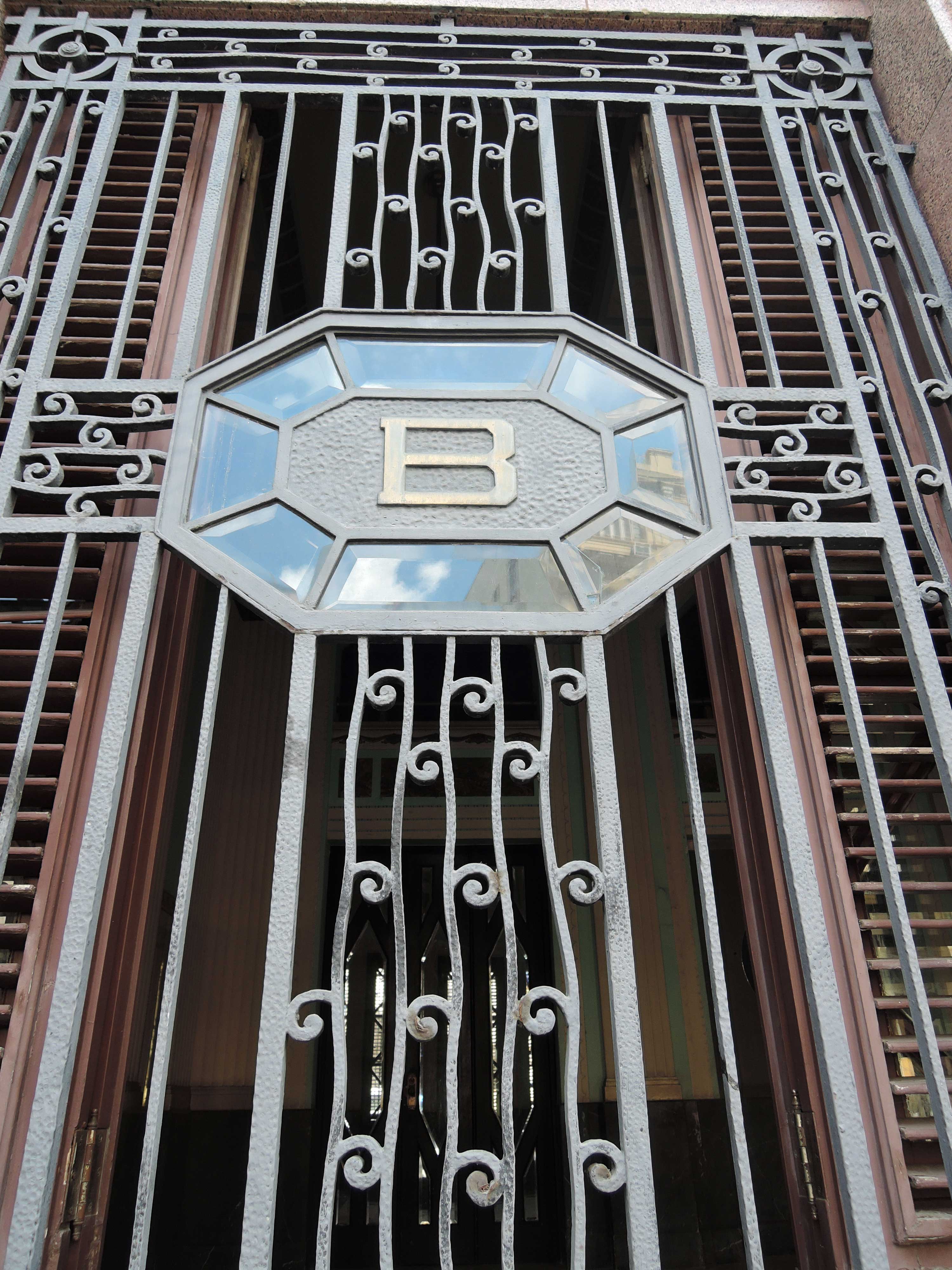 Art Deco Architecture: Bacardi Building (Havana) 