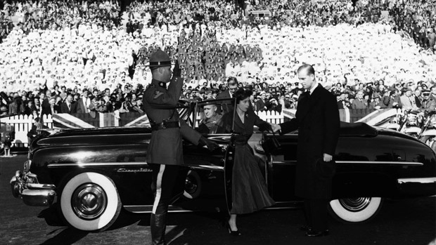 1950s photo of Queen Elizabeth the 11 in Toronto 1951