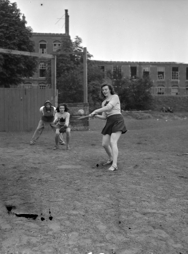 Baseball game between women from the "Eager Beavers" and officers of the Regina Rifle Regiment 1940s