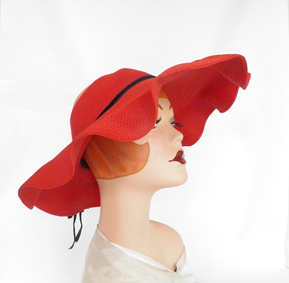 1940s Vintage Hat: 1940s Red "peek-a-boo" hat 