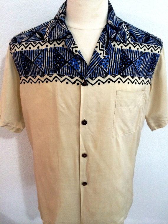 1940 Silk Hawaiian Shirt -1940s vintage fashion. 