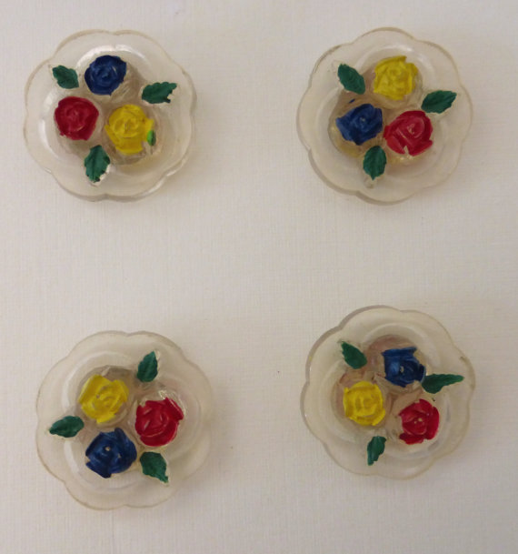 Vintage Buttons: 1940's Lucite buttons, looking like miniature flower bouquets