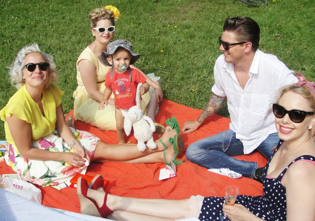 toronto vintage society pinup picnic