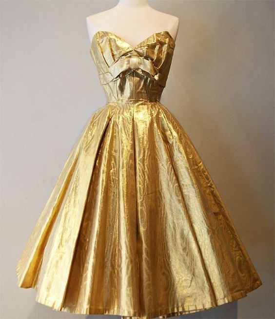 1950s Fashion: Vintage 1950s Suzy Perette Gold Lame