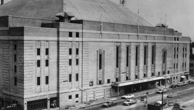 Maple Leaf Gardens 1930s vintage image