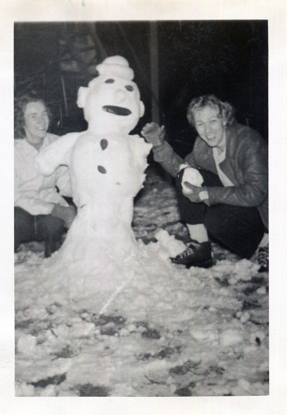 1950s vintage photo of women with sailor snowman