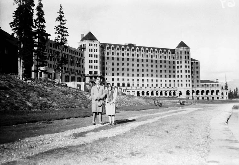 Chateau Lake Louise 1928 vintage image