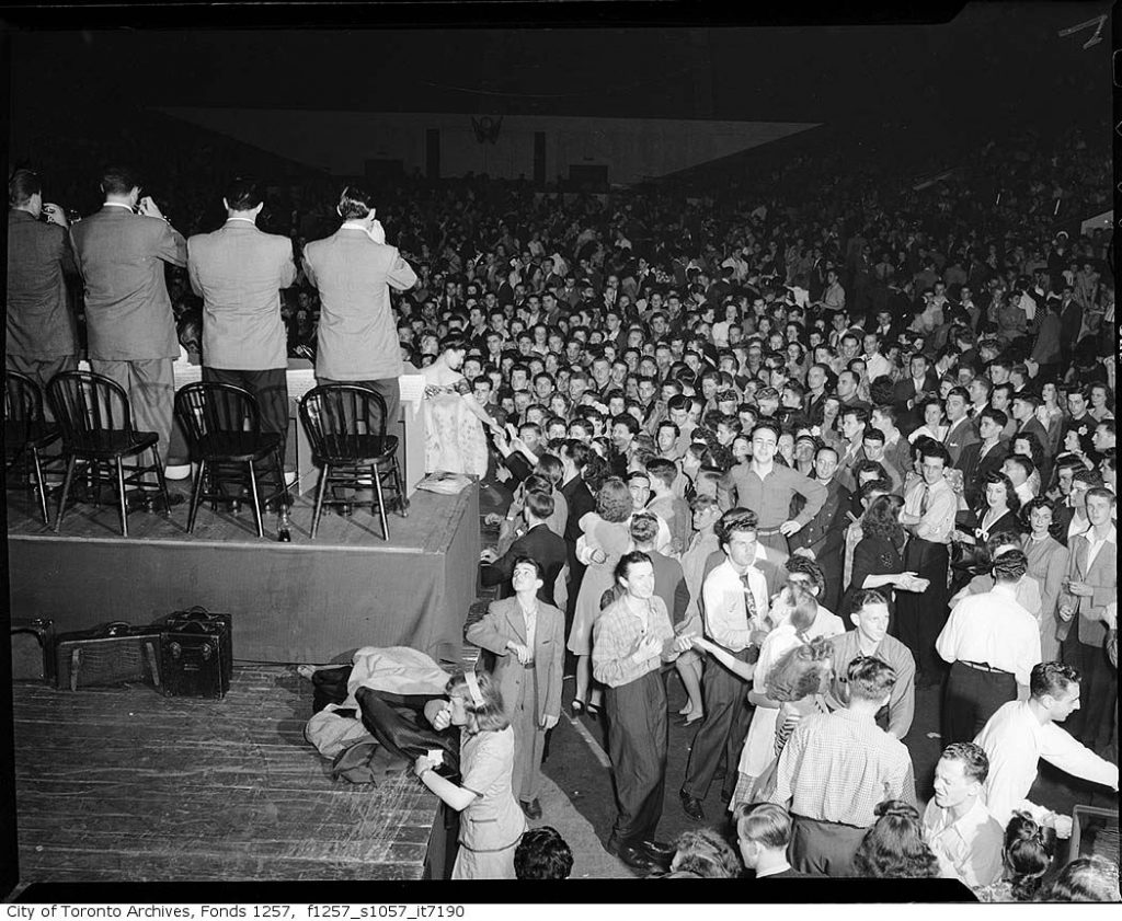 1940s vintage photo of woody herman in 1945 at maple leaf gardens toronto playing for a big dance