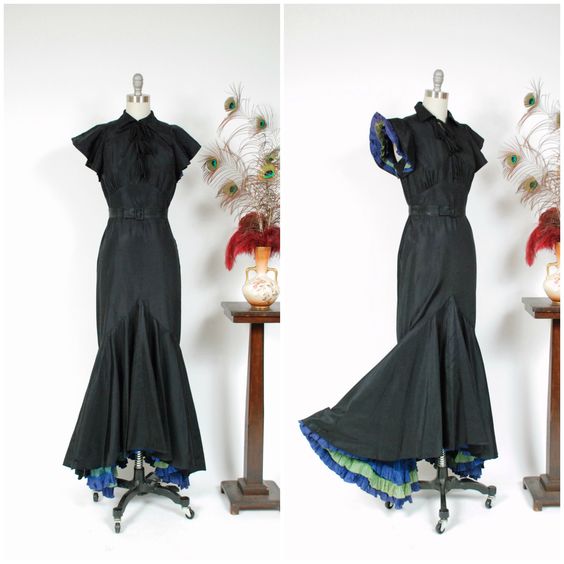 Vintage 1930s Dress - Rare Curve Hugging Late 1930s Peggy Hunt Jean Carol Label Evening Gown with Ruffled Accents 