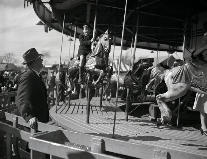 Bill Lynch Carnival merry go around 1940s Canada