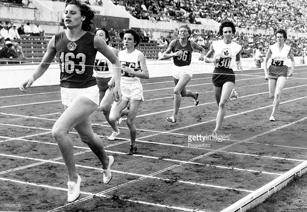 1960s vintage photo of  olympics 800 metre womens race