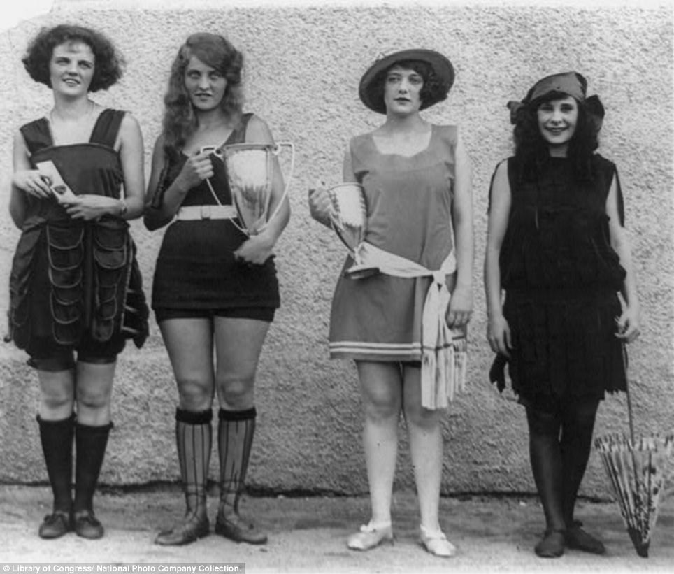 1922 Bathing Suit contest winners