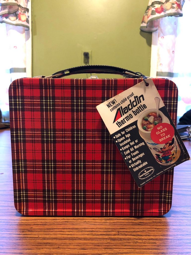 1950s Vintage Lunchbox - Plaid 1950s lunchbox