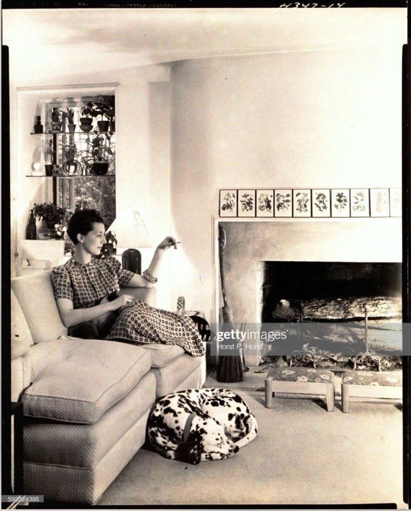 1930s Fashion 1930s photo of fashion designer clare potter in her home