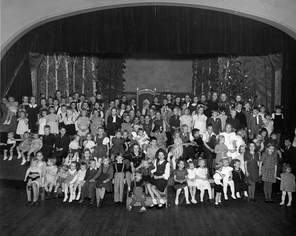 1940s Vintage Photo: Children's Christmas party at Don Hall, Toronto, Ont. ca. 1945.