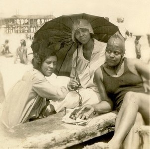 1920s Photo of 3 African American Black women on the beach in vintage beachwear 