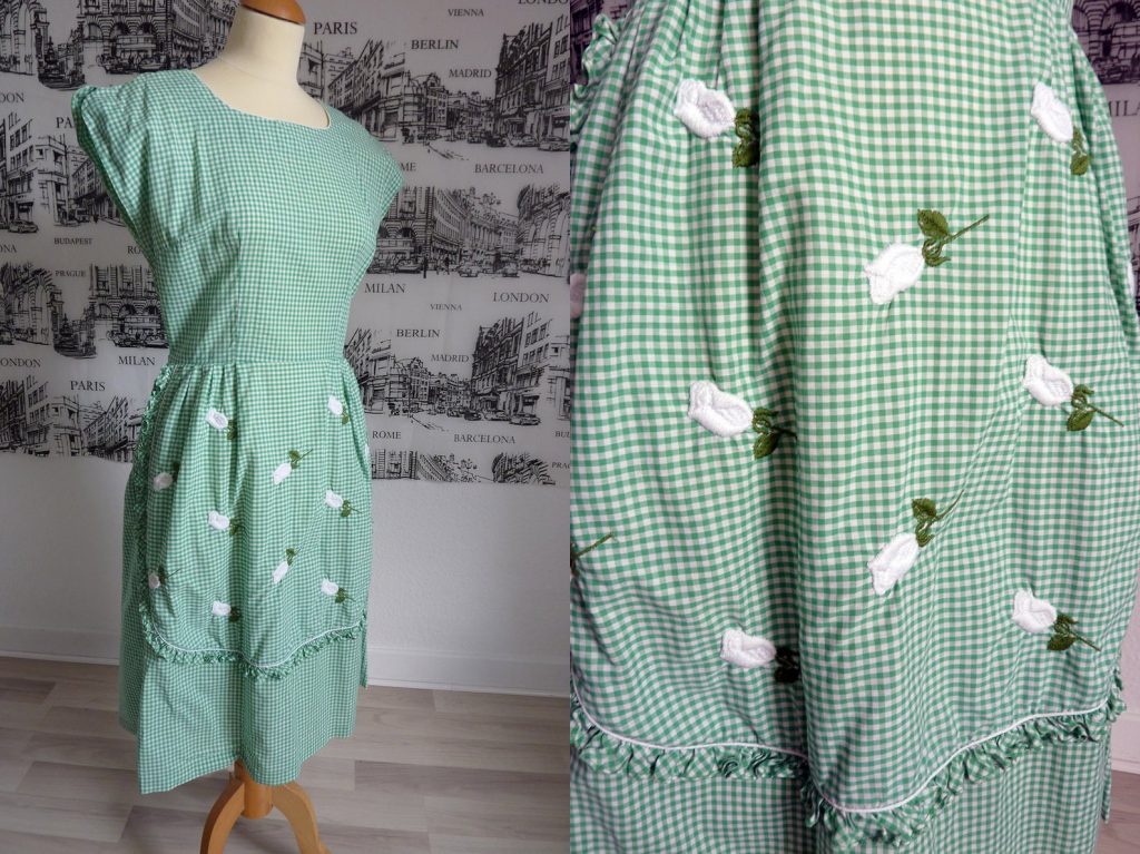 Late 1940s/ Early 1950s SWIRL house dress with a faux apron gingham wrap