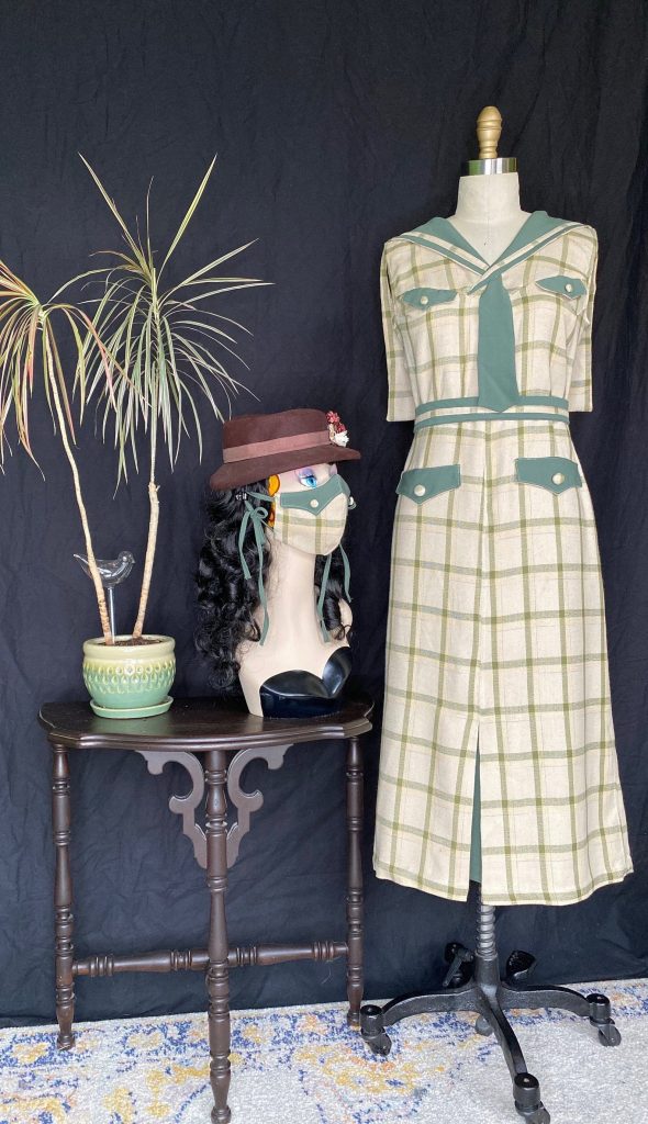 1930s Style Plaid Day-Dress with Sailors Cape and matching Face Mask