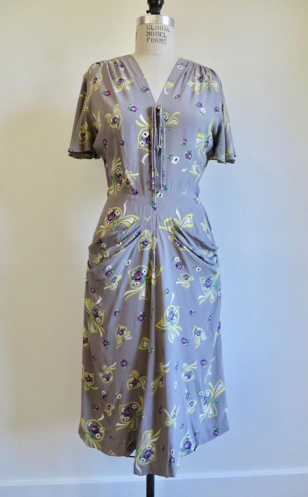 1940s Fashion: Vintage 1940's Gray Floral Novelty Print Cold Rayon Day Dress WW2 Era