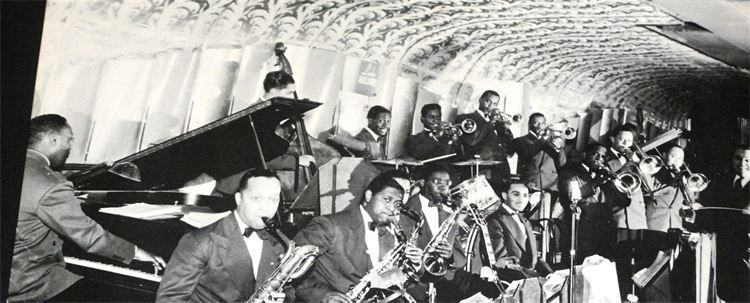 1941 image of the Lucky Millinder Orchestra playing at the famous Savo