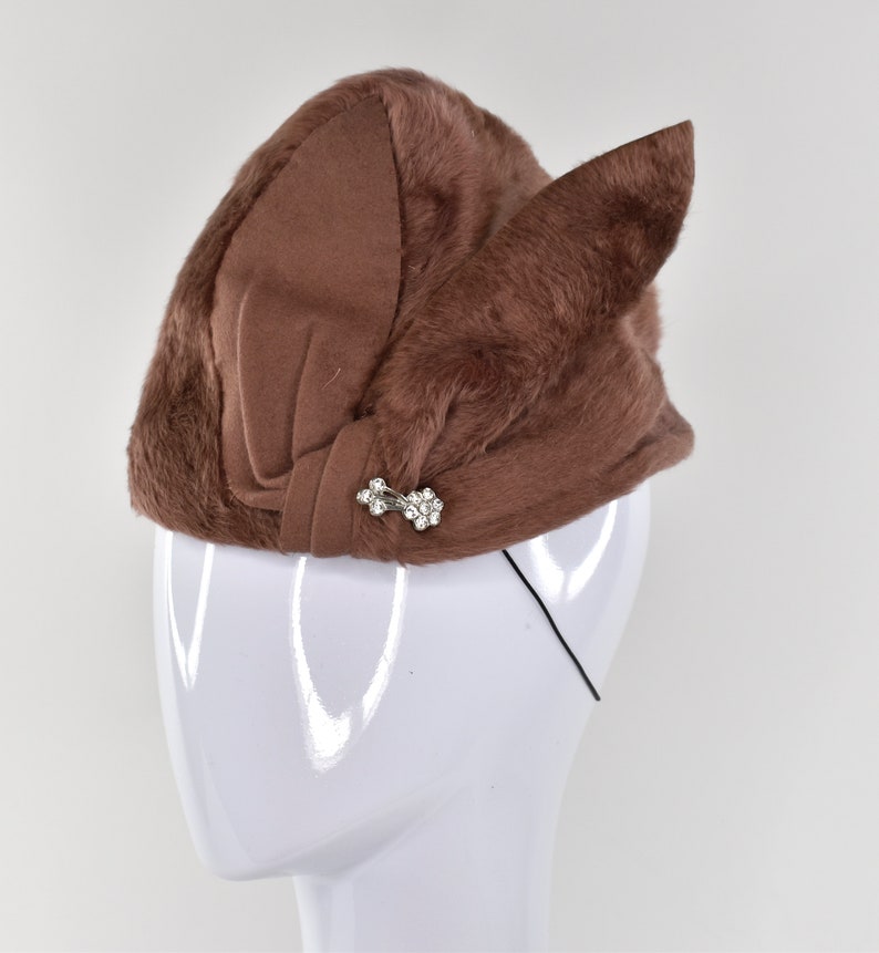 1940s Fashion: a 1940s Tan Wool Hat, Ladies Wool Hat/