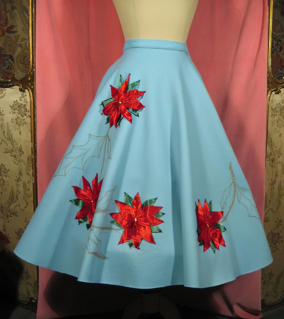 1950s Felt Circle Christmas Skirt / Poinsettias