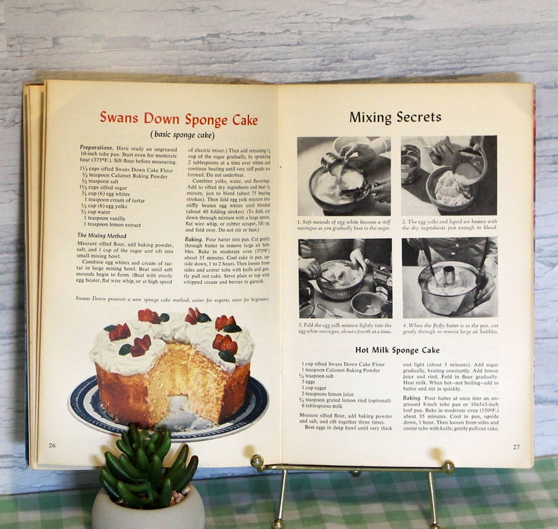 1950s sponge cake recipe as seen in a 1950s vintage cookbook