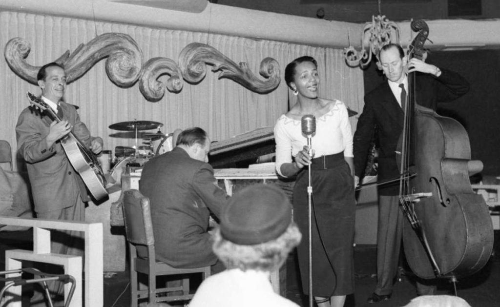 Singer Eleanor Collins and band in 1948. 