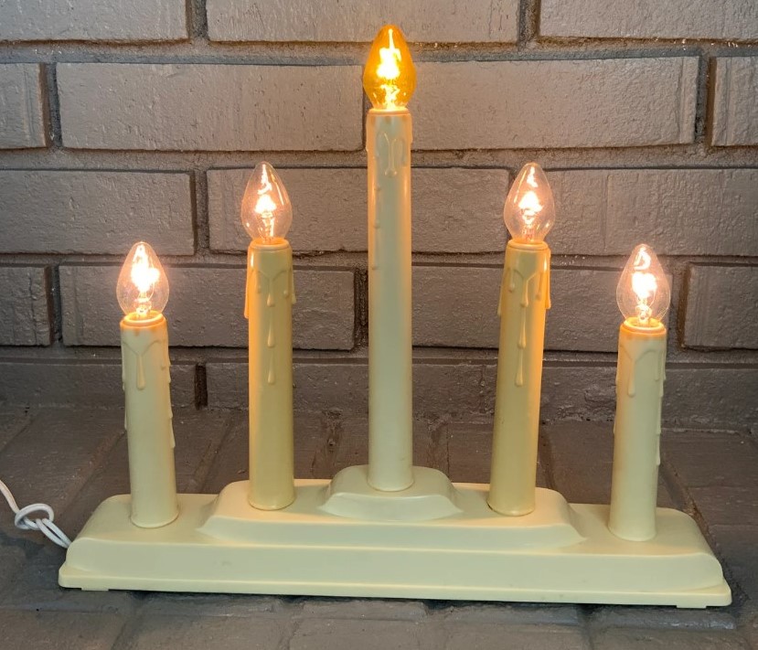 Vintage Noma 5 Light Candolier / Retro 1950’s Plastic Christmas Window Candelabra Lights