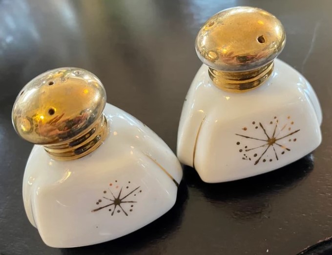 Mid Century Modern / MCM / Atomic Era Design: Atomic Starburst ceramic salt and pepper shakers, made in Japan circa 1960's.