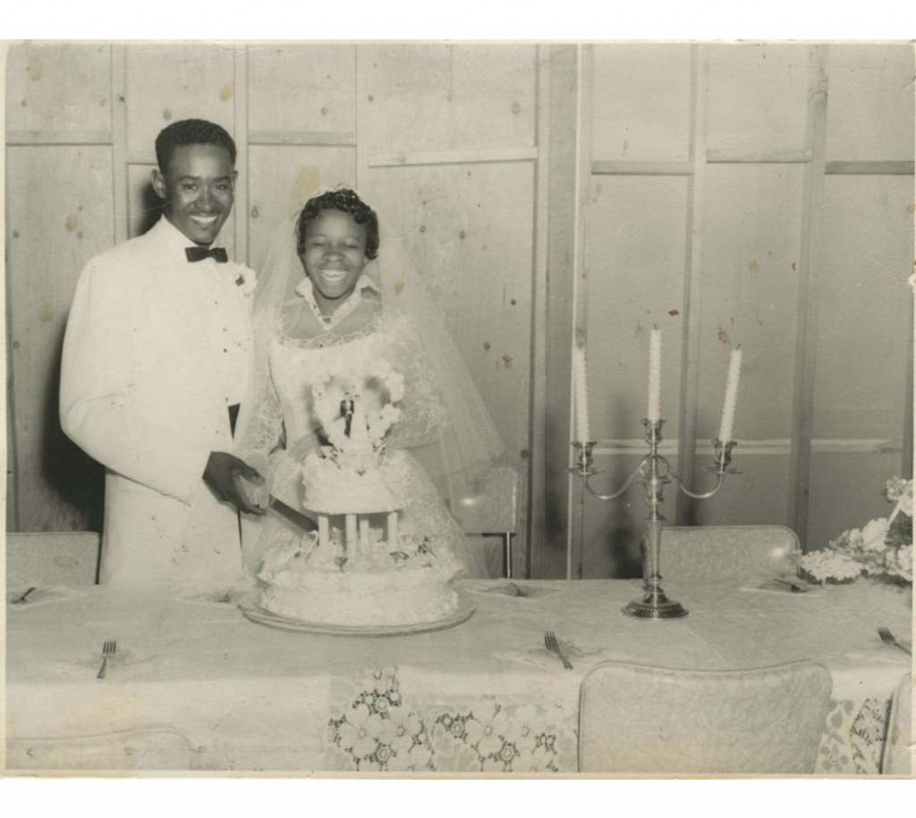 1950s vintage Photograph of Eddie and Johnie Wright at their wedding reception, April 25, 1957. Fantastic 1950s Wedding Image. 